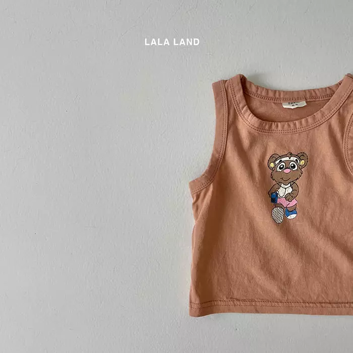 Lalaland - Korean Baby Fashion - #babyboutique - Bebe Walking Bear Sleeveless - 2