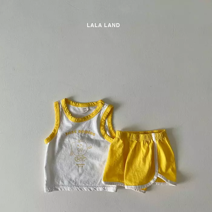 Lalaland - Korean Baby Fashion - #babyoninstagram - Bebe Apple Piping TOp Bottom Set - 2