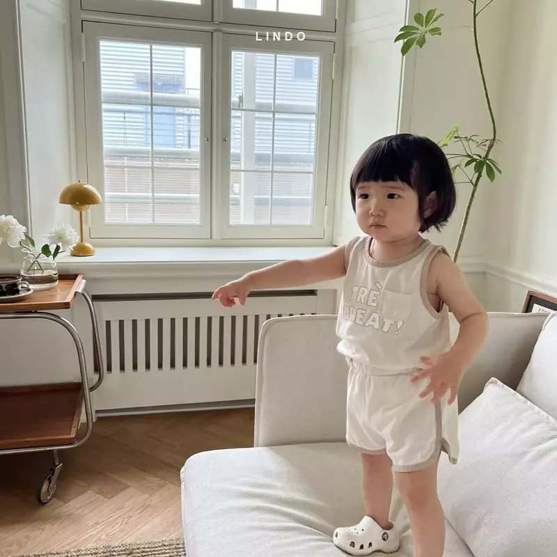 Lindo - Korean Children Fashion - #littlefashionista - Mini Pocket Piping Top Bottom Set - 2