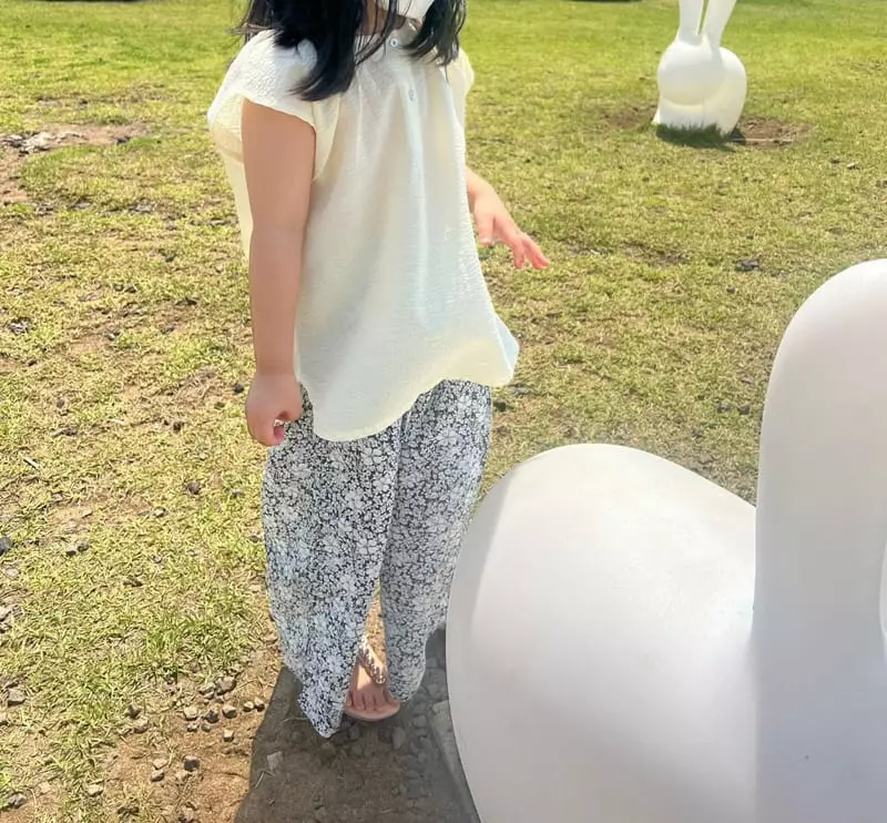 Littleb - Korean Children Fashion - #magicofchildhood - Flower Pants - 4
