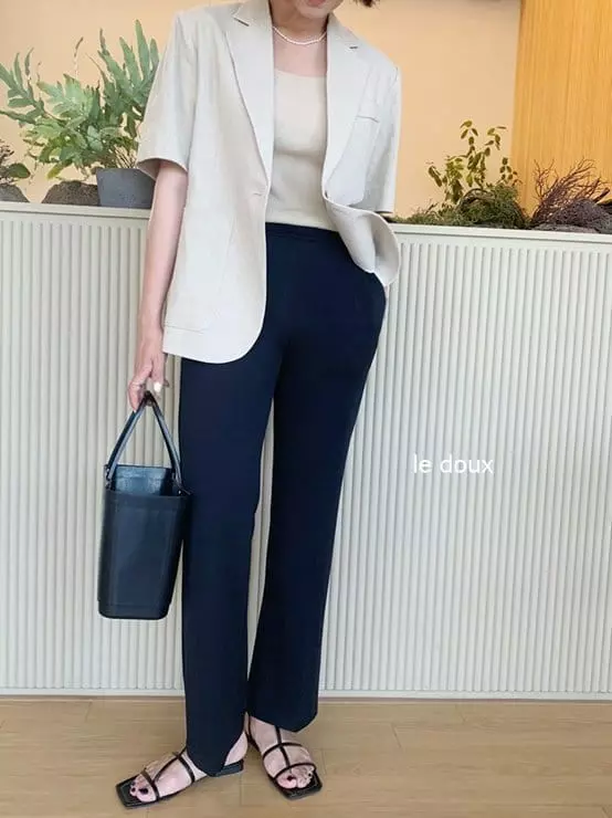 Melon Switch - Korean Women Fashion - #restrostyle - Mom Leg Pants - 9