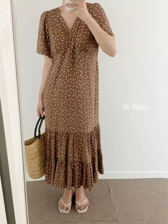 Melon Switch - Korean Women Fashion - #momslook - Mom Brownie Small Flower One-piece - 4
