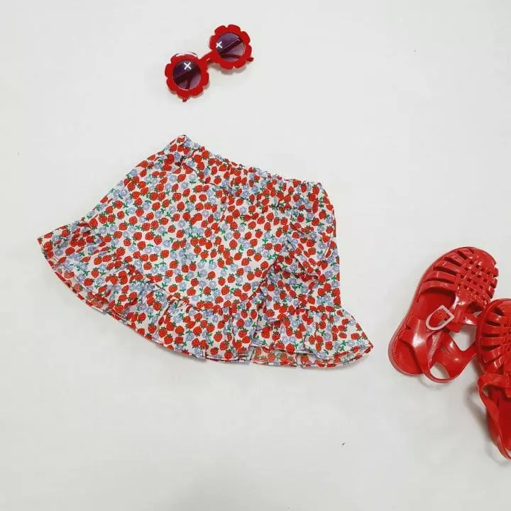 Mong Kok - Korean Children Fashion - #littlefashionista - Strawberry Skirt Pants - 2