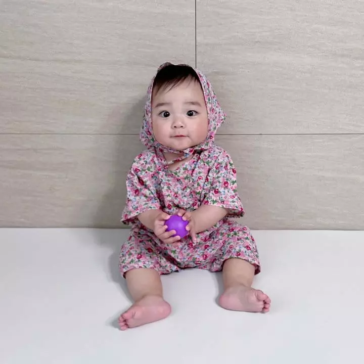 Moran - Korean Baby Fashion - #babyclothing - Flower Bodysuit with Bonnet - 9