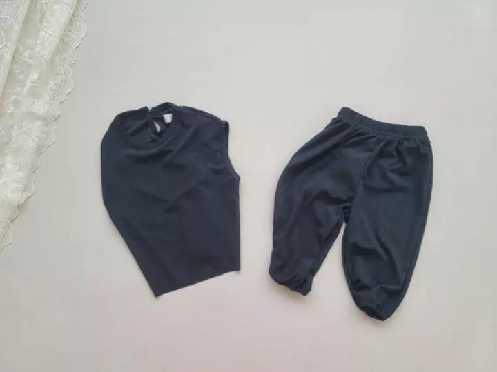 Moran - Korean Children Fashion - #Kfashion4kids - Raon Pleats Top Bottom Set