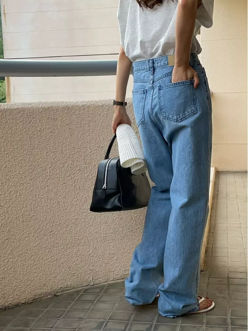 Nan - Korean Women Fashion - #momslook - And Over Jeans - 2