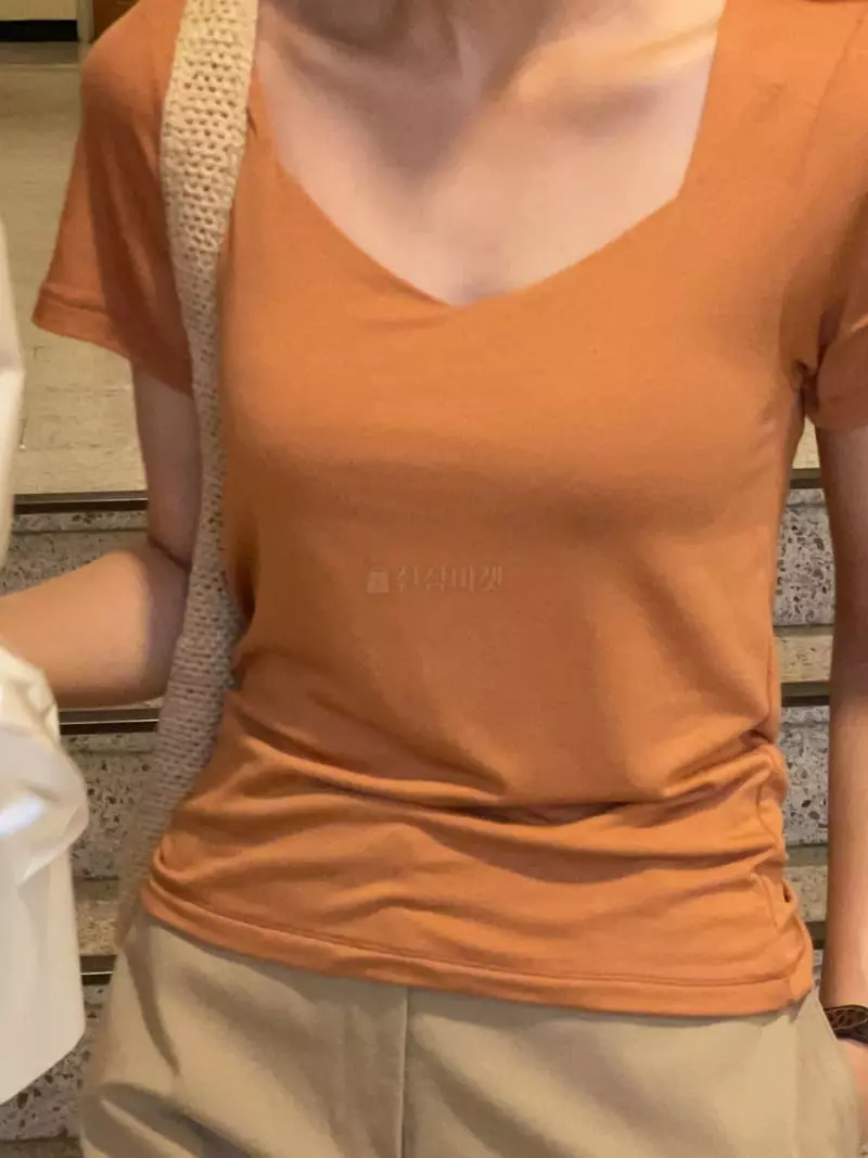 Nan - Korean Women Fashion - #momslook - Dia Neck Tee - 2