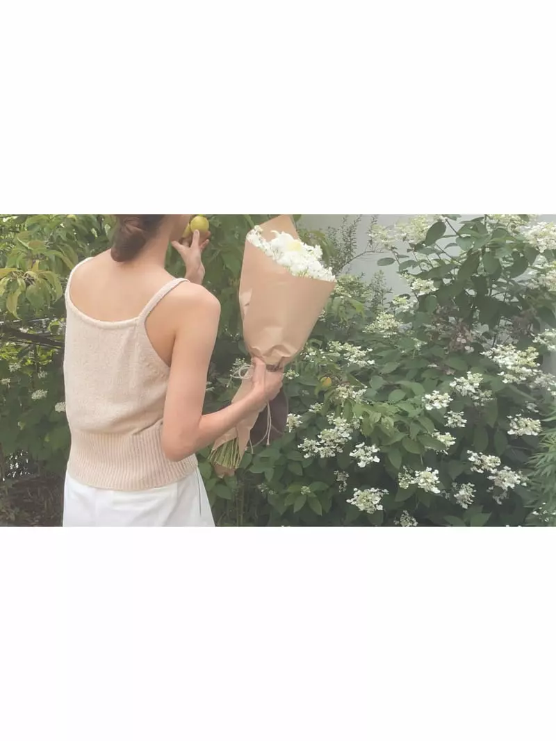 Nan - Korean Women Fashion - #pursuepretty - Bookle H Sleeveless Top