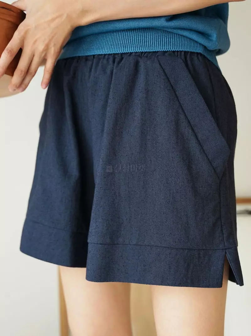 Nan - Korean Women Fashion - #thelittlethings - Bubble Shorts - 3