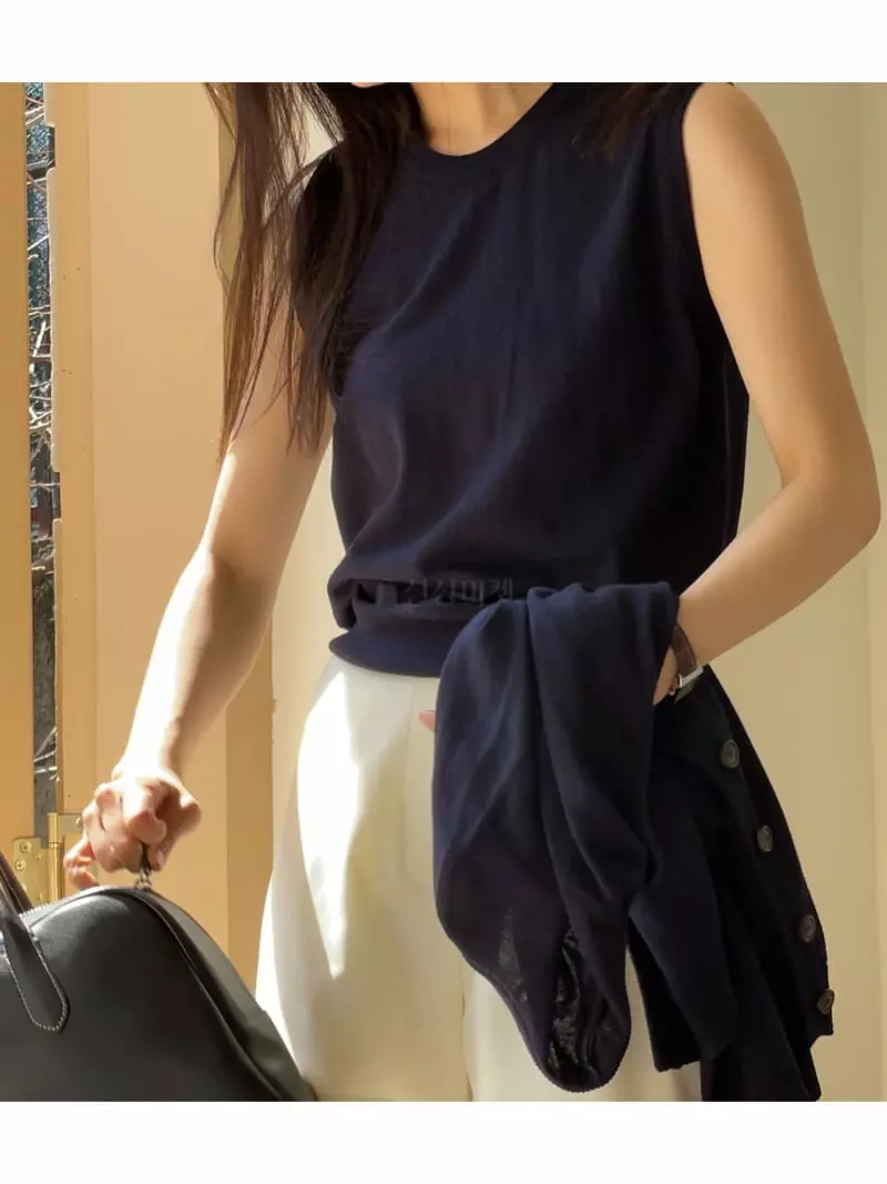 Nan - Korean Women Fashion - #womensfashion - Essencial Sleeveless