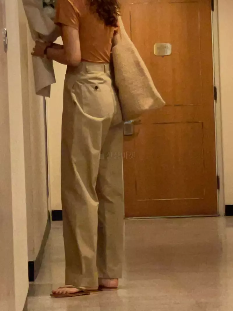 Nan - Korean Women Fashion - #momslook - Urbanic Pants - 4