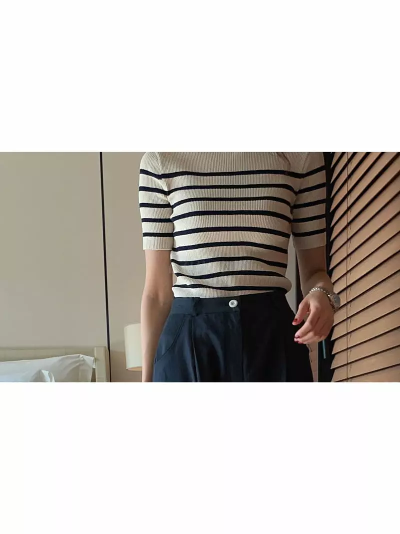 Nan - Korean Women Fashion - #womensfashion - Bookle Stripes Knit Tee - 2
