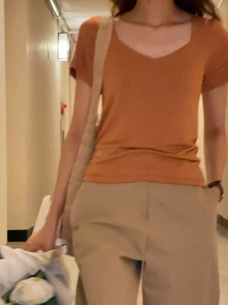 Nan - Korean Women Fashion - #womensfashion - Dia Neck Tee