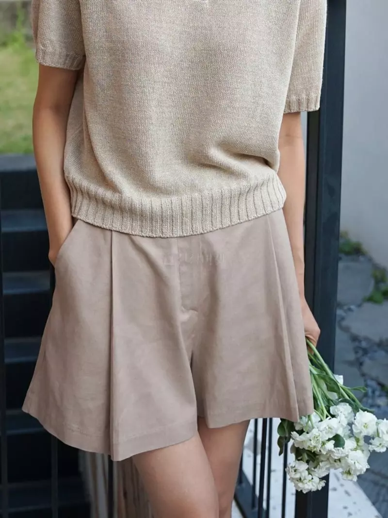 Nan - Korean Women Fashion - #womensfashion - Line Plare Shorts