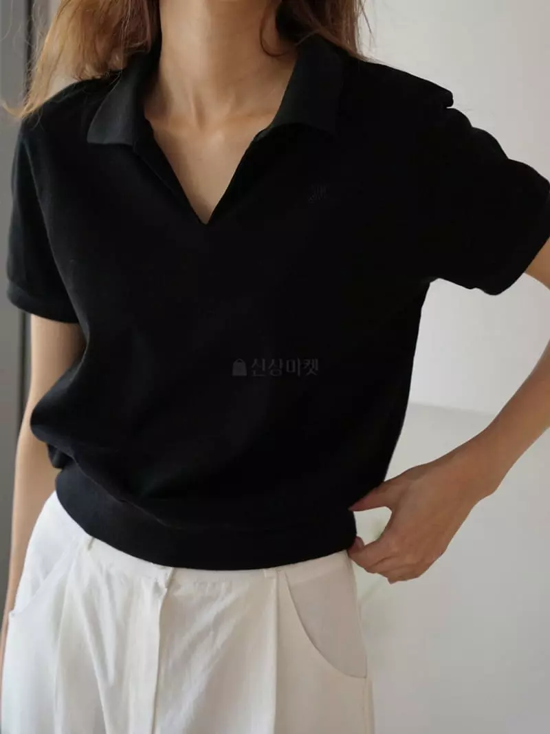 Nan - Korean Women Fashion - #womensfashion - Logo Pike Shirt