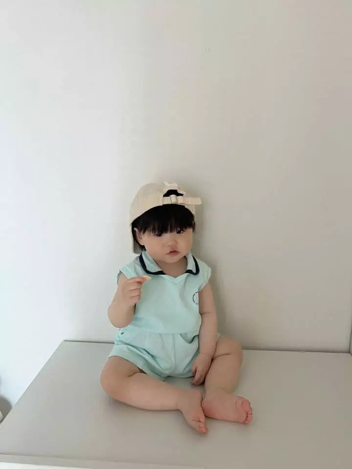 Neneru - Korean Children Fashion - #Kfashion4kids - Roy Collar Top Bottom Set - 2
