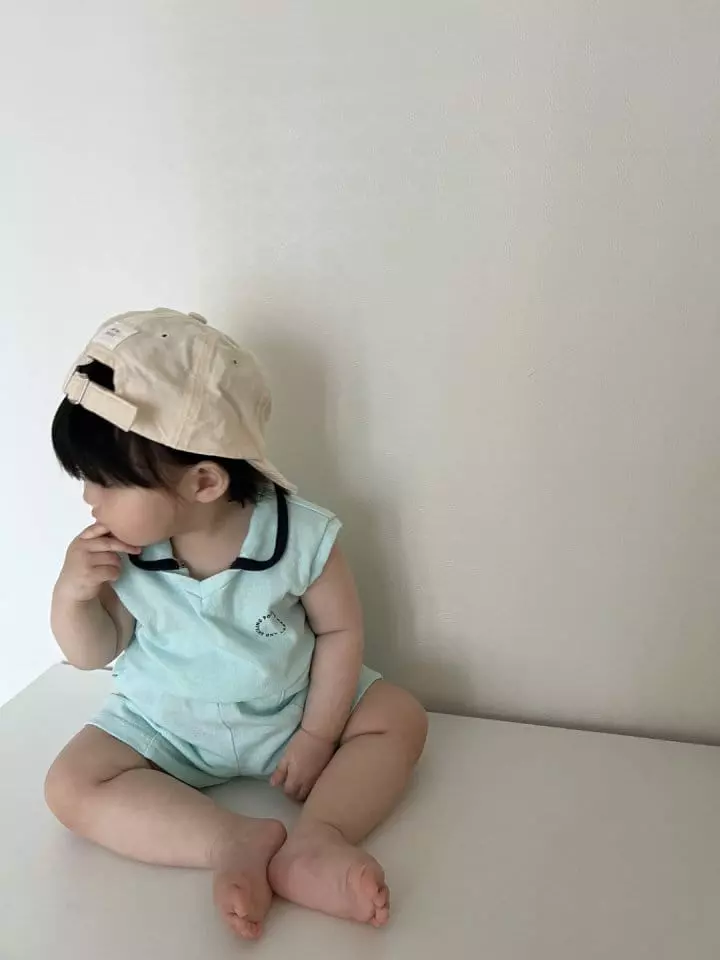 Neneru - Korean Children Fashion - #kidzfashiontrend - Roy Collar Top Bottom Set