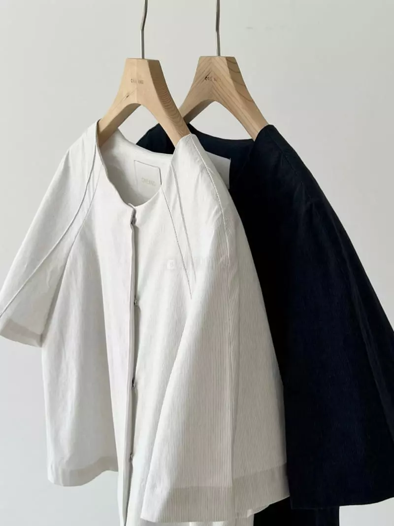 Oneand - Korean Women Fashion - #momslook - Wavy Blouse - 3