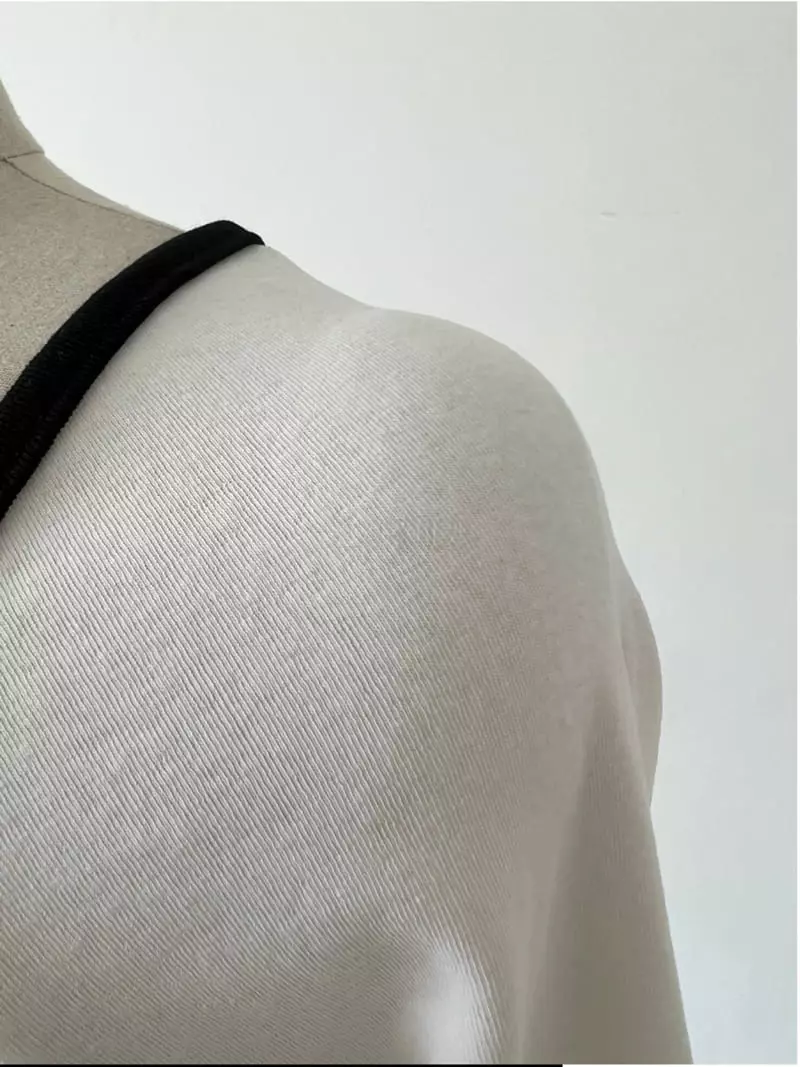Oneand - Korean Women Fashion - #thelittlethings - Dona Square Tee - 4