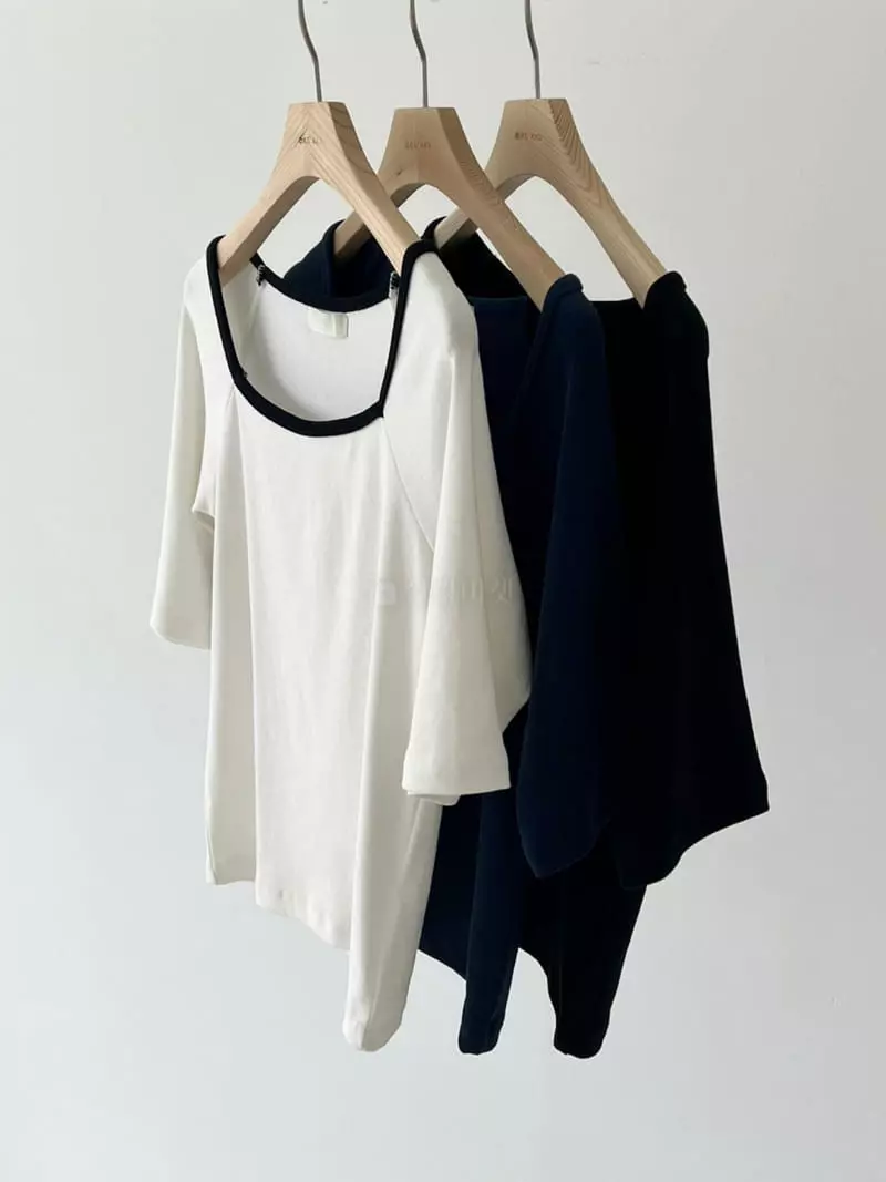 Oneand - Korean Women Fashion - #shopsmall - Dona Square Tee