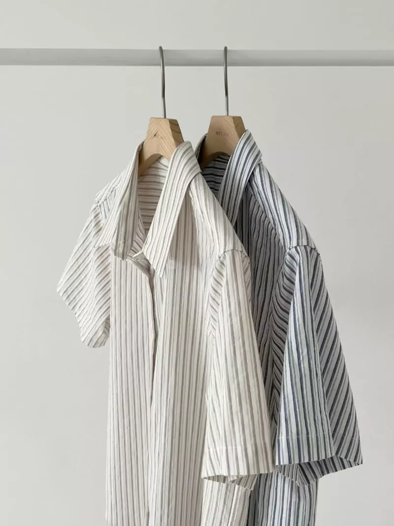 Oneand - Korean Women Fashion - #vintagekidsstyle - Morden Stripes Shirt - 3