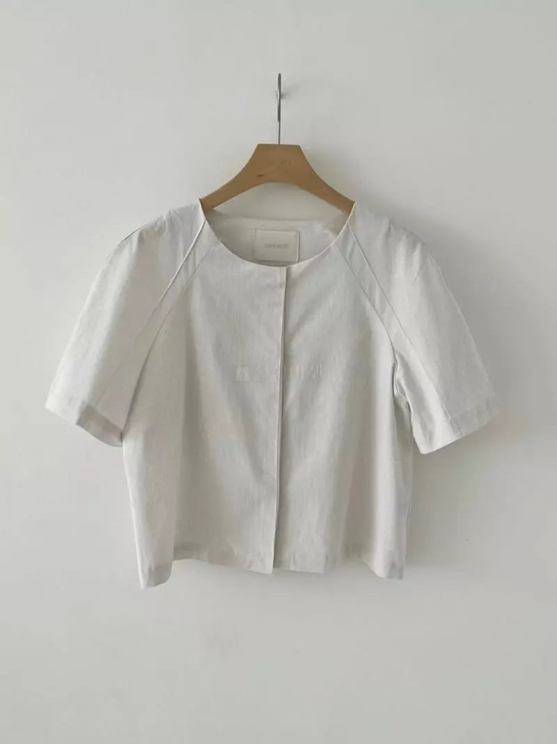 Oneand - Korean Women Fashion - #momslook - Wavy Blouse - 4