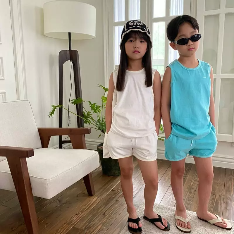 Our - Korean Children Fashion - #stylishchildhood - After Paint Sleeveless Top Bottom Set - 5