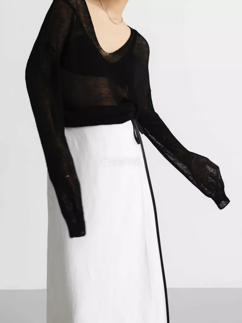 Paper Moon - Korean Women Fashion - #thelittlethings - Summer V Neck Knit - 2