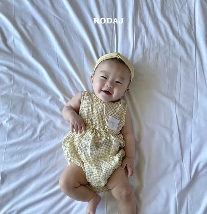Roda J - Korean Baby Fashion - #babyoutfit - Bebe Chester Bodysuit - 4