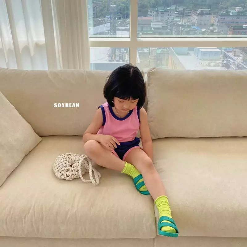 Soybean - Korean Children Fashion - #childrensboutique - Sleeveless Macaroon Top Bottom Set - 11