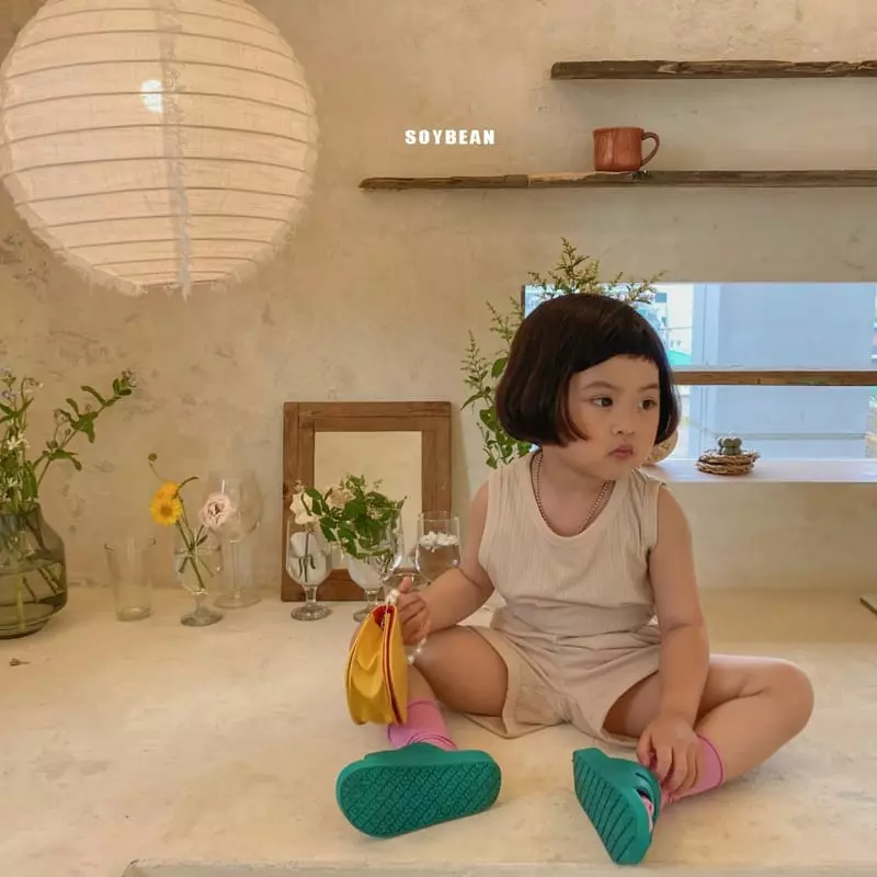 Soybean - Korean Children Fashion - #childrensboutique - Sleeveless Wind Pleats Top Bottom Set - 6