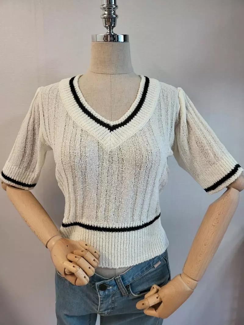 To U - Korean Women Fashion - #momslook - Peanut Stripes V Knit Tee - 2