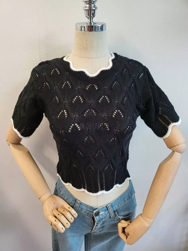 To U - Korean Women Fashion - #womensfashion - Bell Scsi Knit Tee