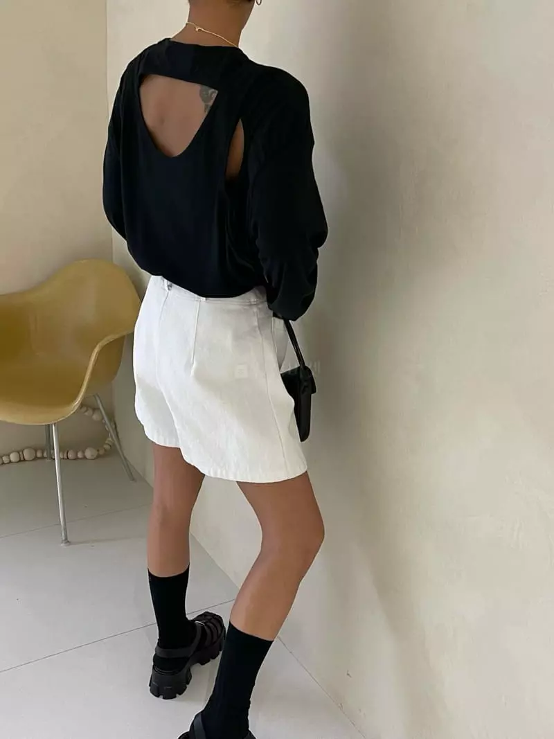 Auver_Fit - Korean Women Fashion - #womensfashion - Back Circle Sweatshirt - 7