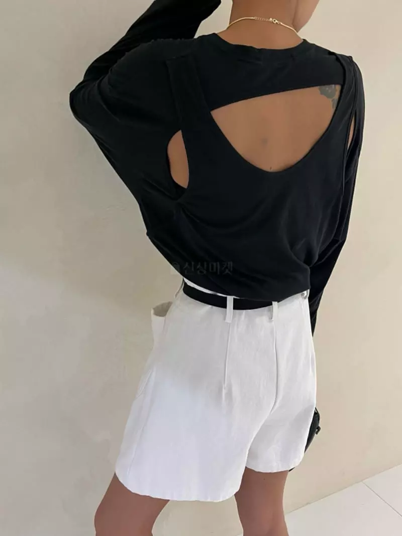 Auver_Fit - Korean Women Fashion - #womensfashion - Back Circle Sweatshirt - 9