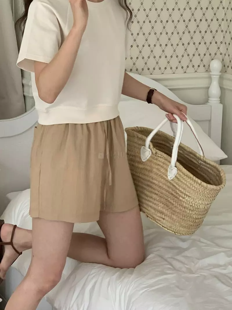 Baking Powder - Korean Women Fashion - #momslook - Cos Crop Tee - 2