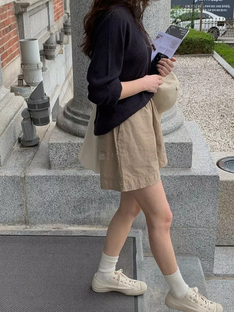 Baking Powder - Korean Women Fashion - #romanticstyle - Rich Shorts - 5