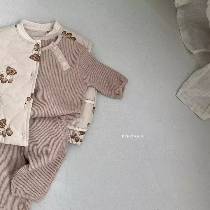 Bebe Holic - Korean Baby Fashion - #babyoutfit - Cream Waffle Top Bottom Set - 4