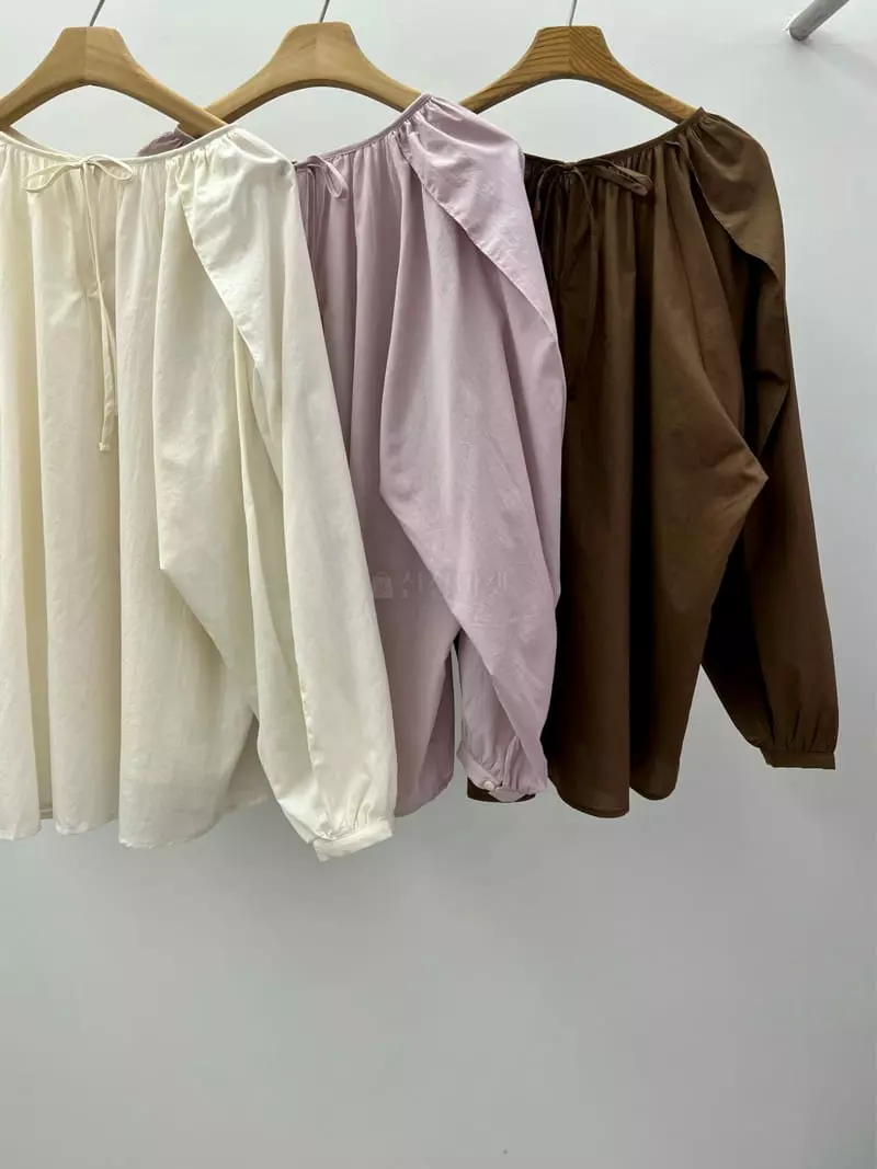 Browns - Korean Women Fashion - #restrostyle - Fluffy Shirring Blouse - 4