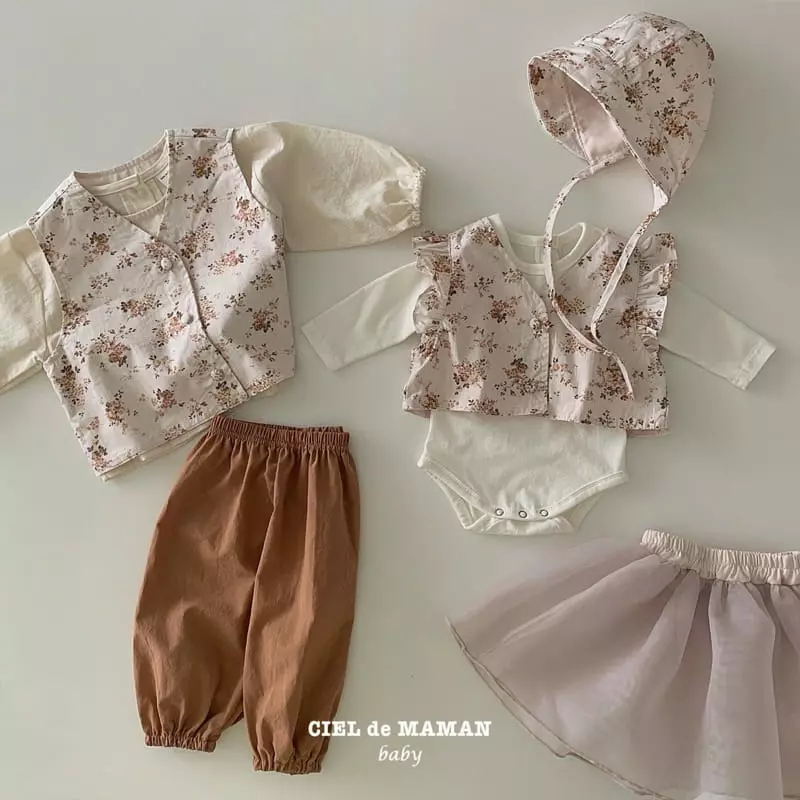 Ciel De Maman - Korean Baby Fashion - #babyfever - Flower Hanbok Bebe Girl Skirt Bodysuit Vest Bonnet Set