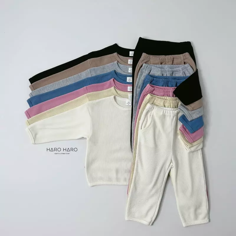 Haro Haro - Korean Children Fashion - #littlefashionista - Cream Waffle Top Bottom Set - 4