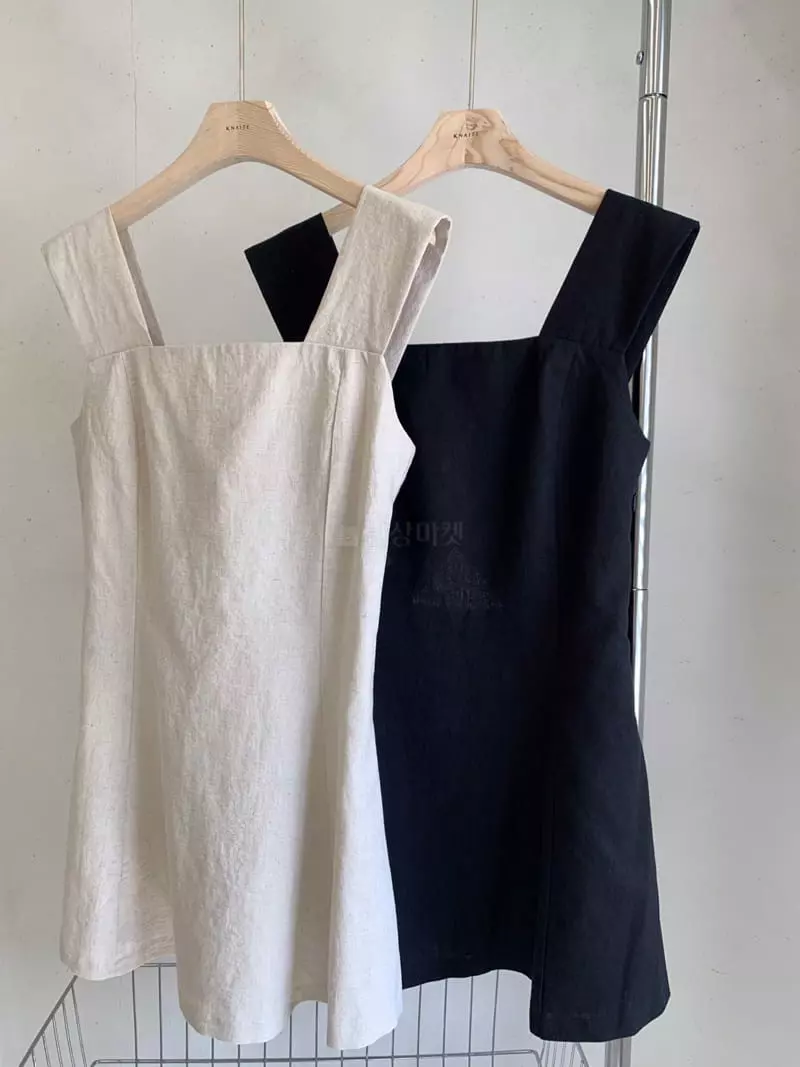 Knaite - Korean Women Fashion - #pursuepretty - Carry Sleeveless - 5