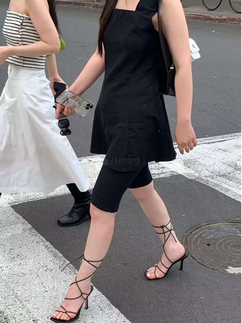 Knaite - Korean Women Fashion - #womensfashion - Carry Sleeveless - 2