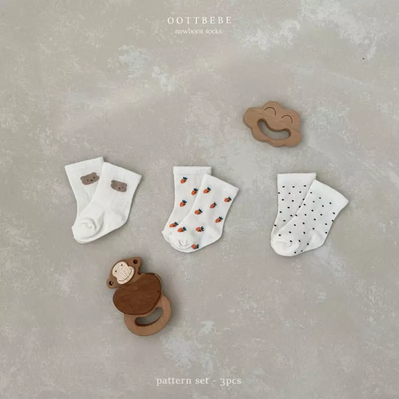 Oott Bebe - Korean Baby Fashion - #babyoninstagram - Newborn Baby Socks Pattern (Dot+Carrot+Bear) - 3