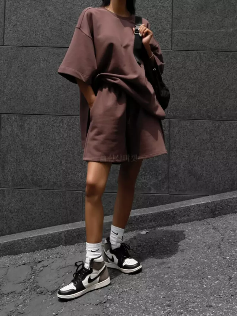 Paper Moon - Korean Women Fashion - #momslook - Half Length Sweat Shorts