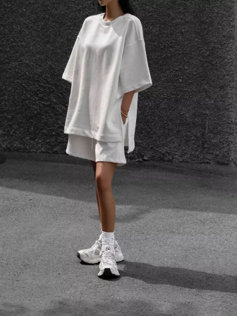 Paper Moon - Korean Women Fashion - #restrostyle - Half Slit Sweatshirt - 6