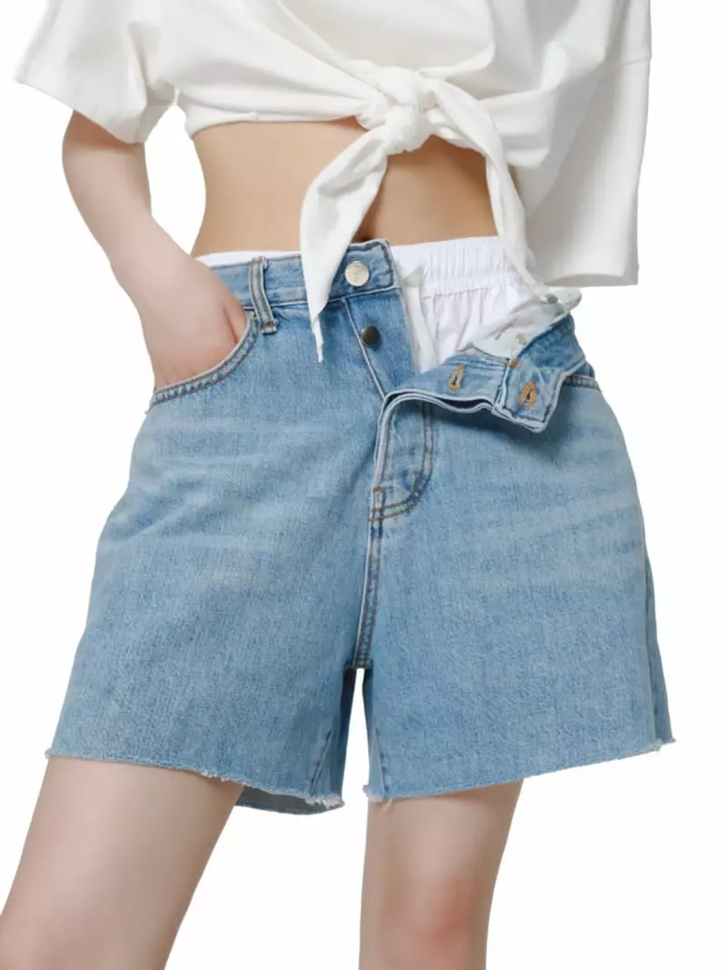 Paper Moon - Korean Women Fashion - #restrostyle - Front Detail Tee - 2