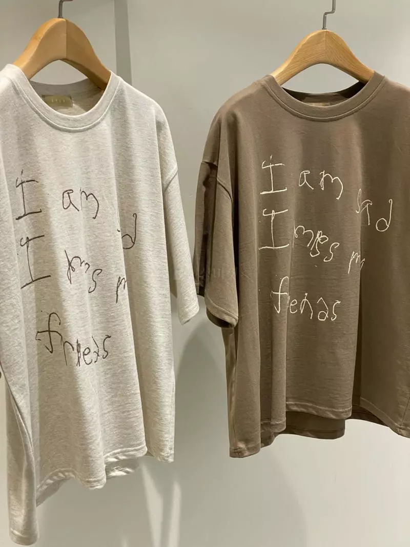 1968 - Korean Women Fashion - #momslook - English Lettering Tee
