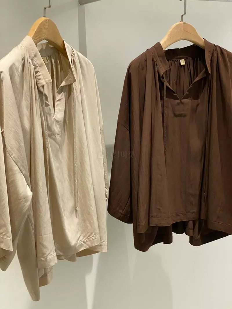 1968 - Korean Women Fashion - #momslook - Round Shirring Blouse - 2