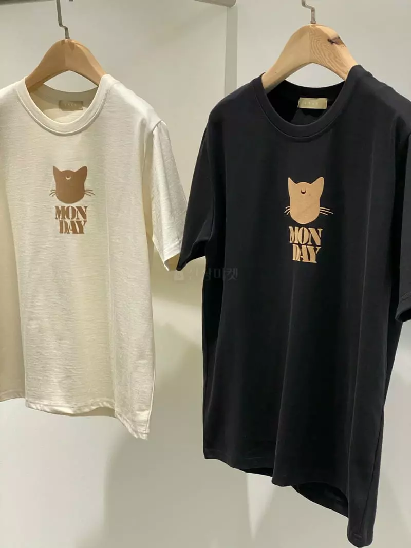 1968 - Korean Women Fashion - #romanticstyle - Cat Tee - 2